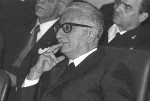 Giovanni Leone, VI presidente della Repubblica (1971-1978)