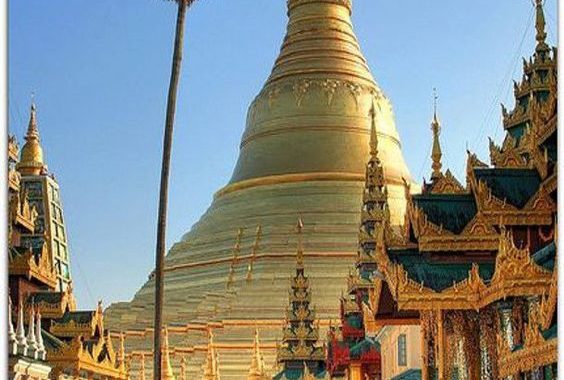 Myanmar, una pagoda ad ogni passo